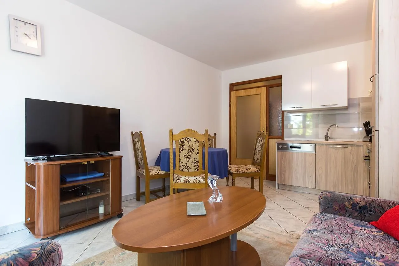 Apartment Guesthouse Nihada Punat