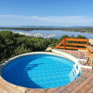 Marusina Olive Hills - Glamping & Minicamp Campingplatz