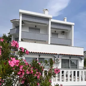 Rosa Bed & Breakfast