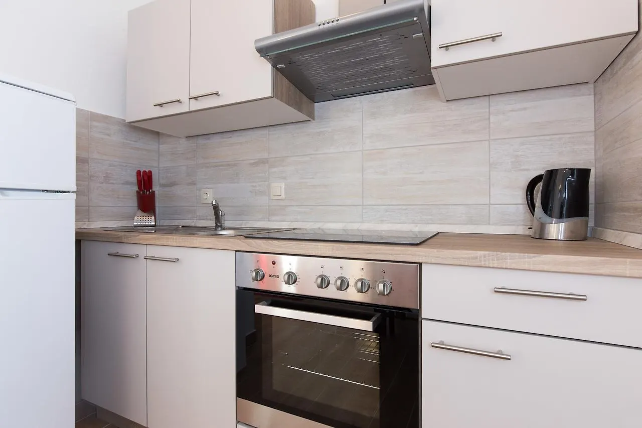 Guesthouse Nihada Punat 0*,  Chorvatsko